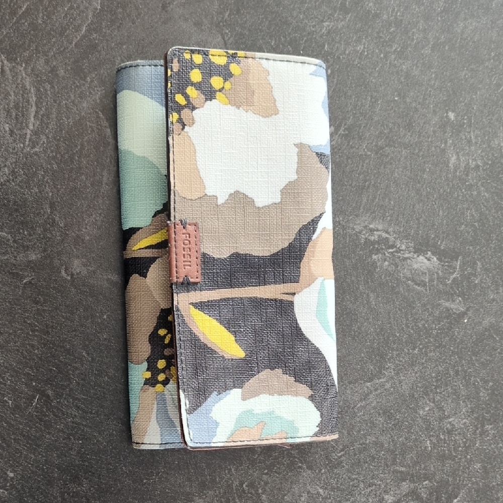 Fossil Multicolor Floral Wallet